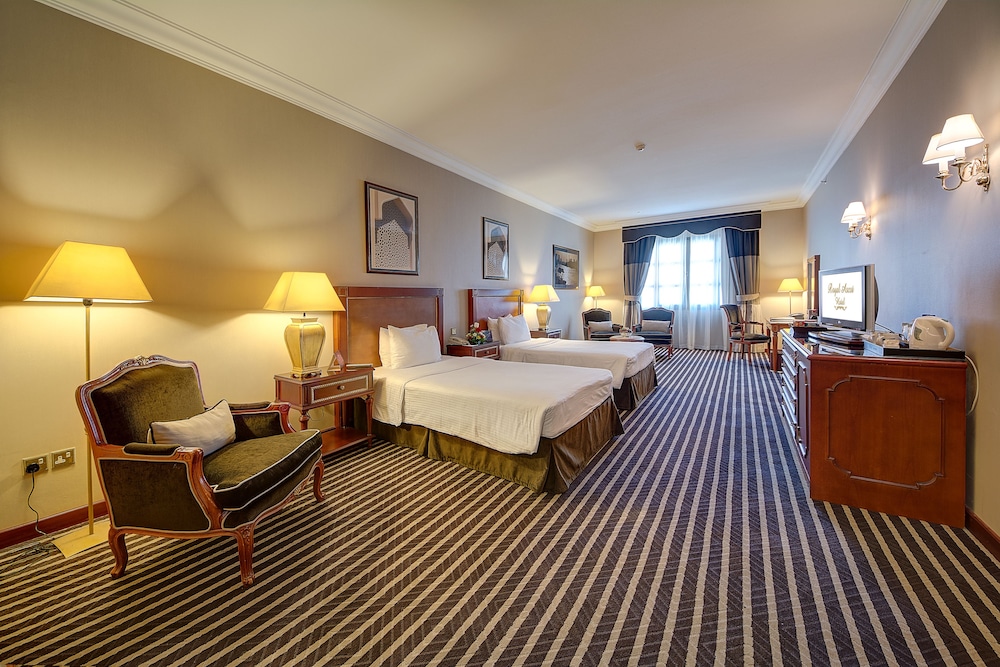 Royal Ascot Hotel 18