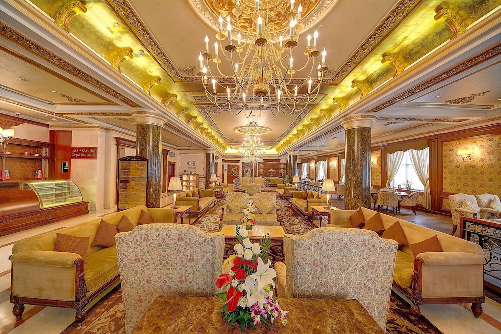 Royal Ascot Hotel 15