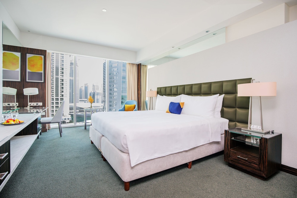 voco Bonnington Dubai 7