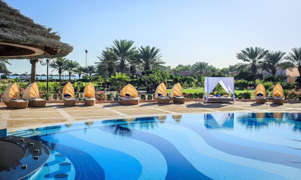 Dhafra Beach Hotel 22