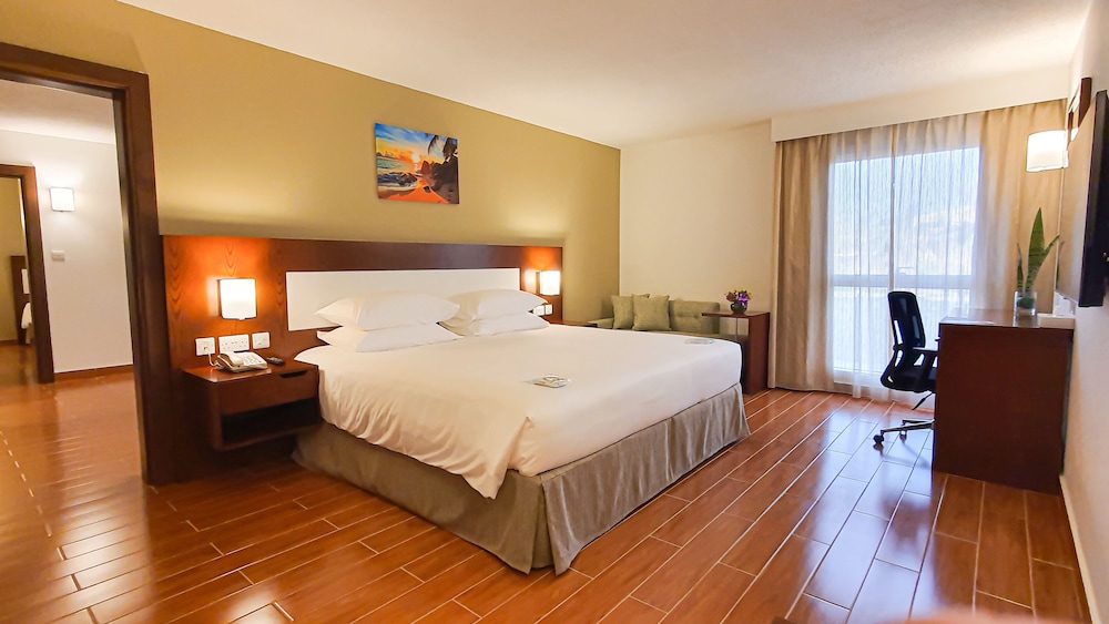 Dhafra Beach Hotel 14