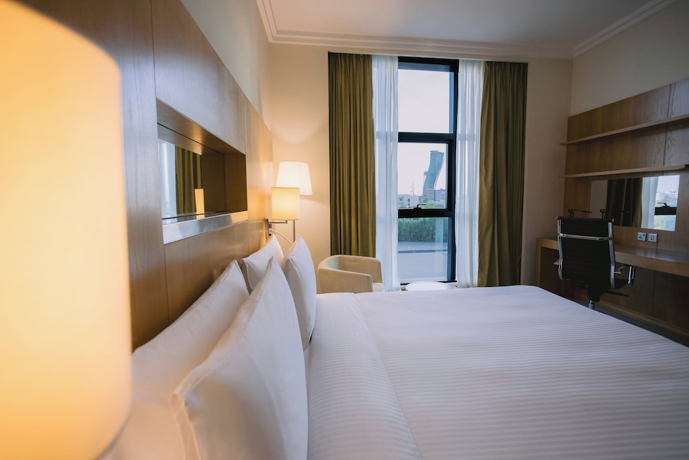 Holiday Inn Abu Dhabi 13