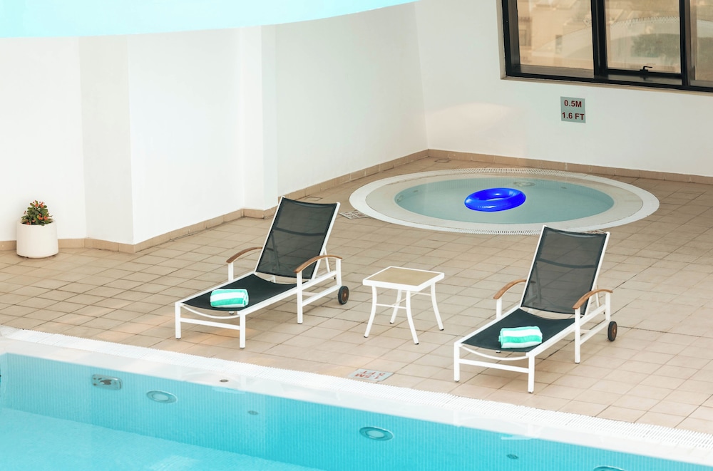 Holiday Inn Abu Dhabi 22