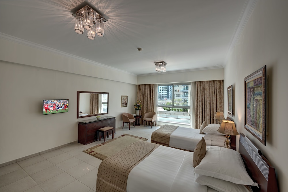 Marina Hotel Apartments 14