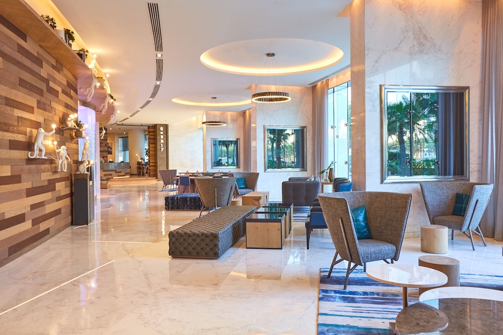 Media One Hotel 9