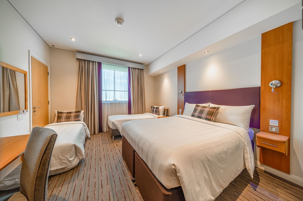 Premier Inn Dubai Investments Park 6