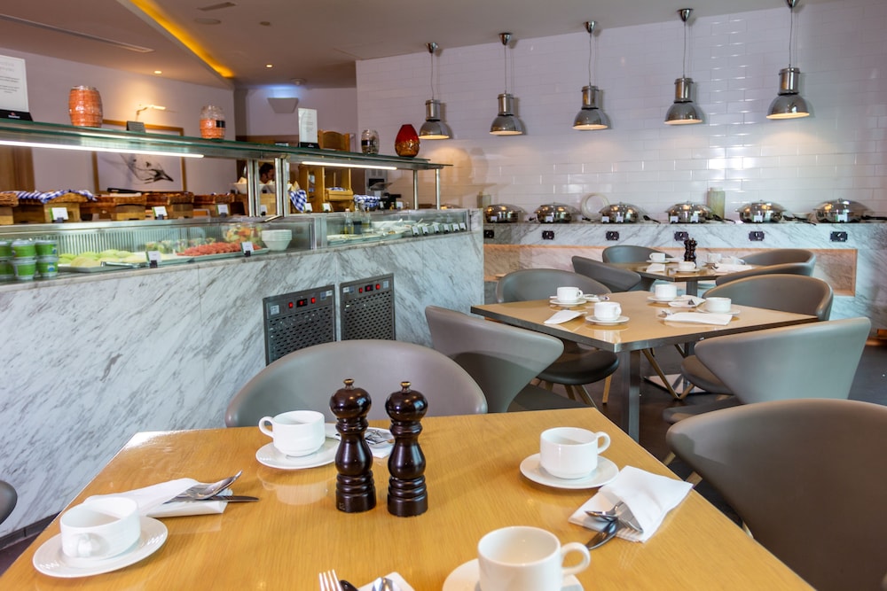 Premier Inn Dubai Investments Park 20
