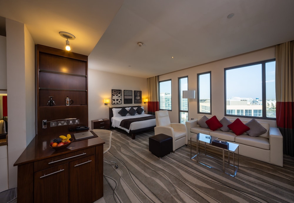 Staybridge Suites Abu Dhabi - Yas Island 11