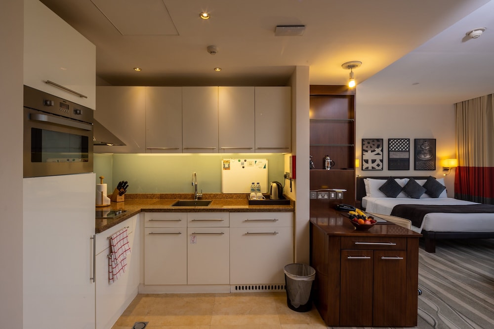 Staybridge Suites Abu Dhabi - Yas Island 16