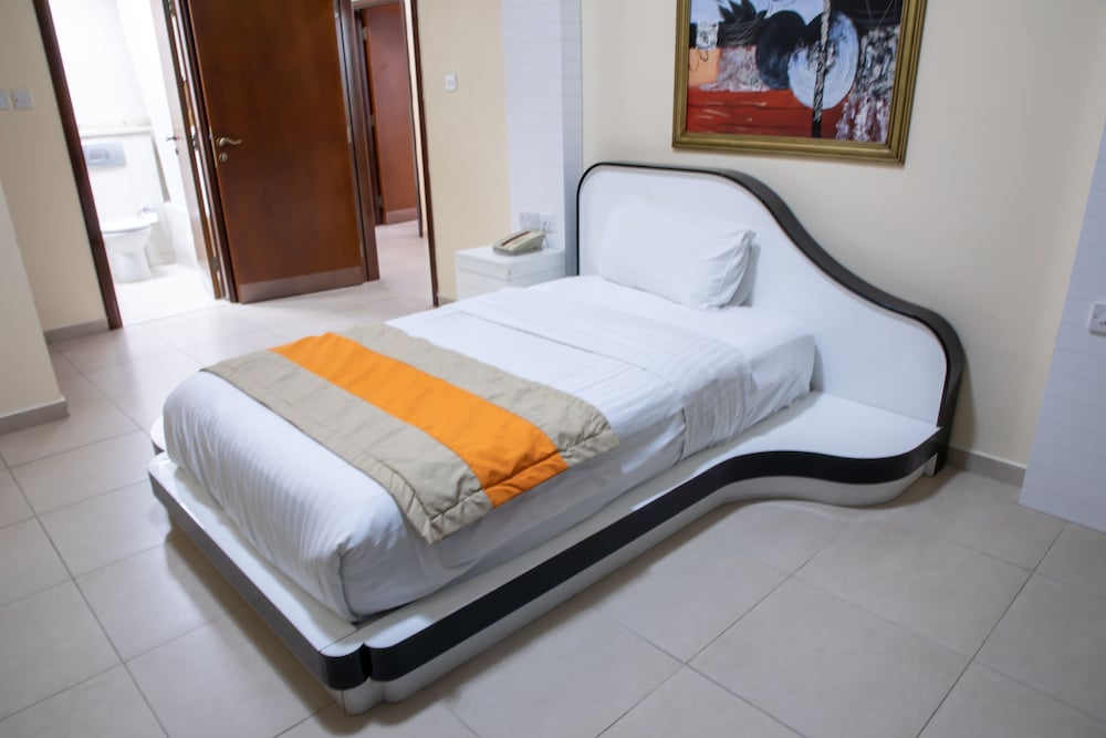 Wescott Plaza Hotel Apartments 21