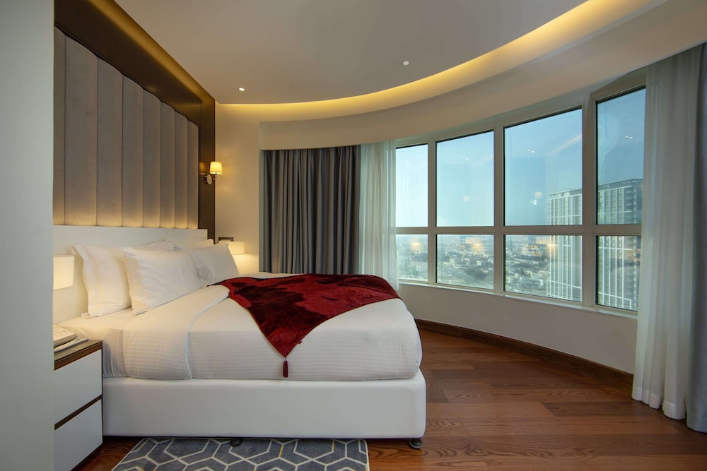Number One Tower Suites 18