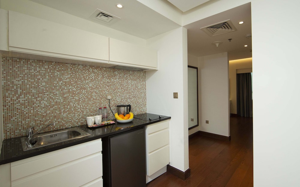 Number One Tower Suites 24