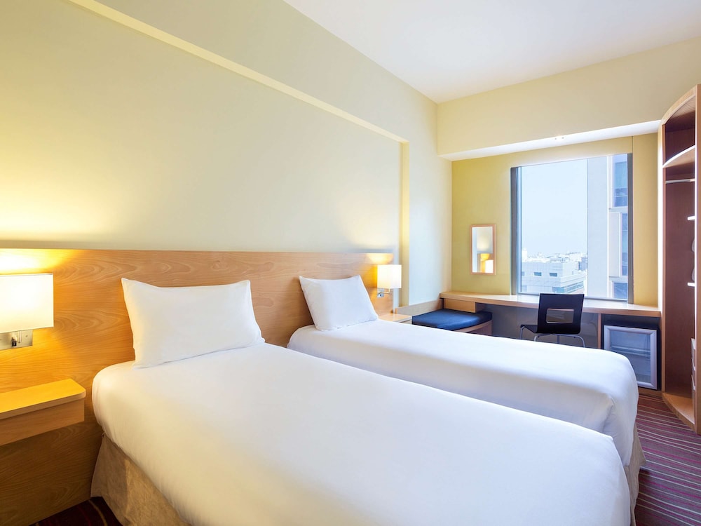 ibis Dubai Al Rigga Hotel 5