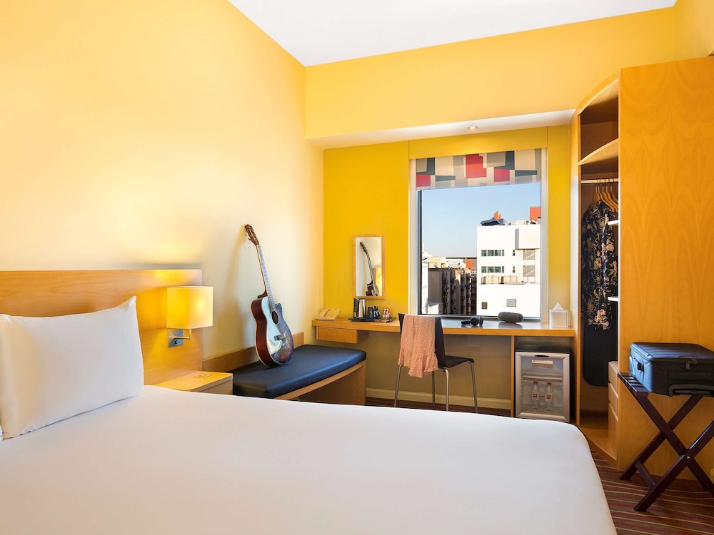 ibis Dubai Al Rigga Hotel 7