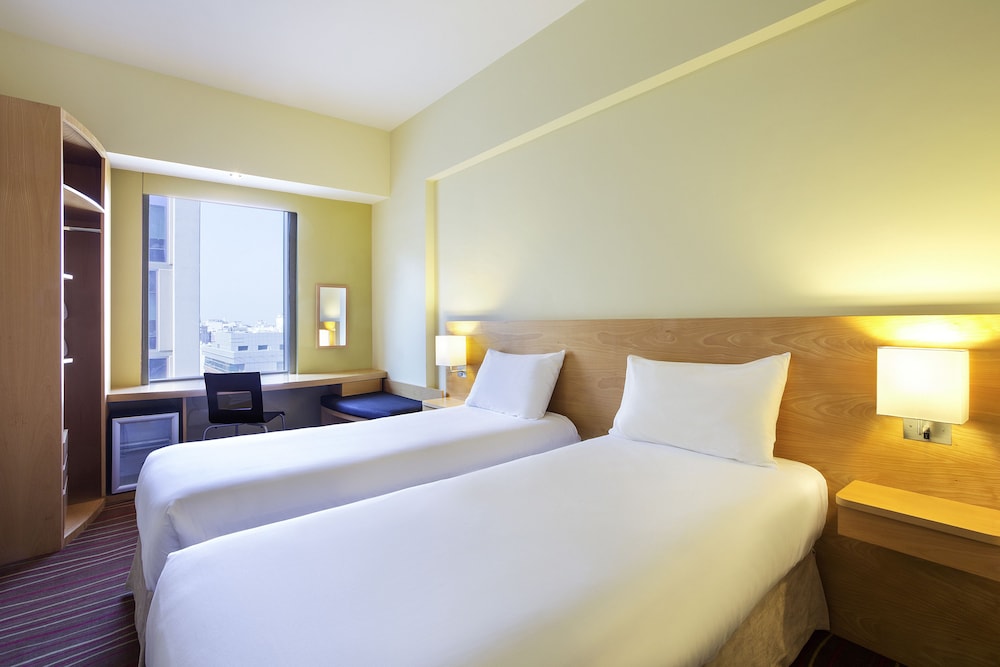ibis Dubai Al Rigga Hotel 2