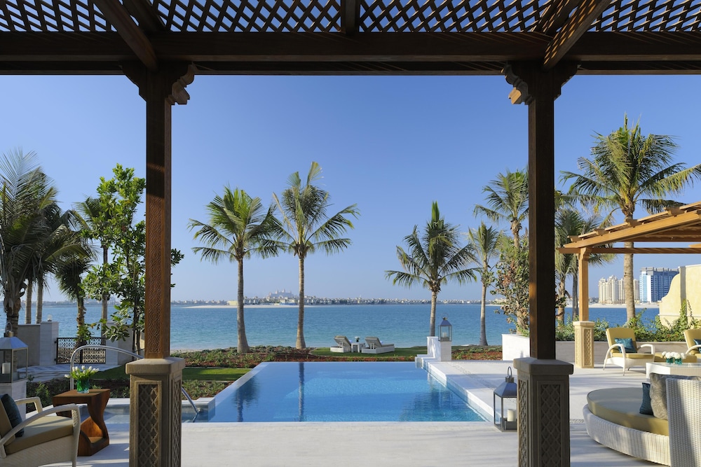 One&Only The Palm 6