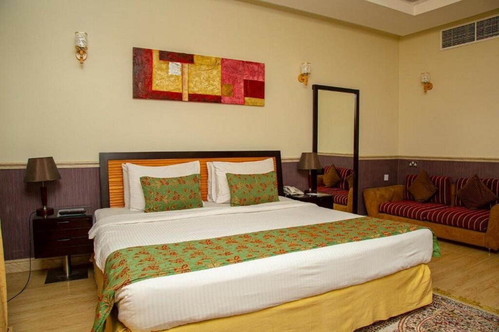 Dorus Hotel 18