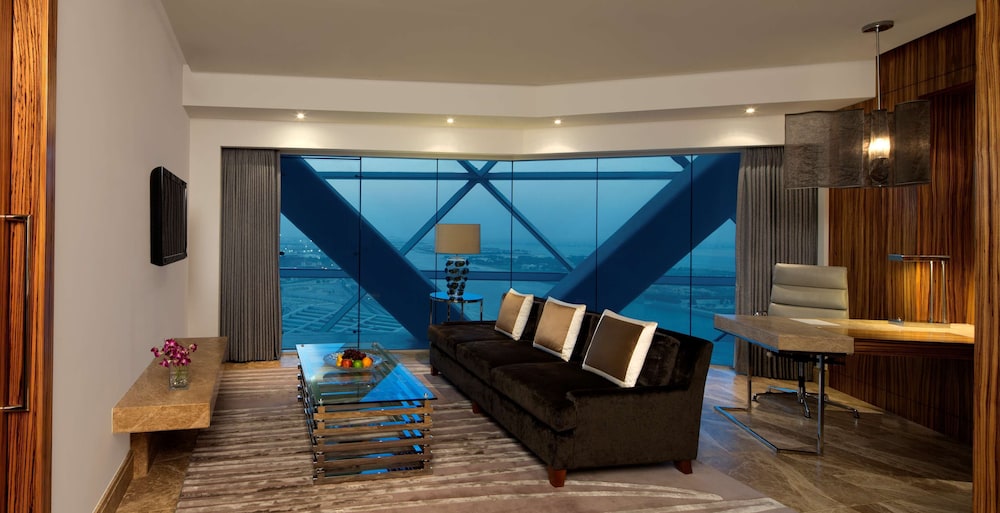 Andaz Capital Gate Abu Dhabi 10