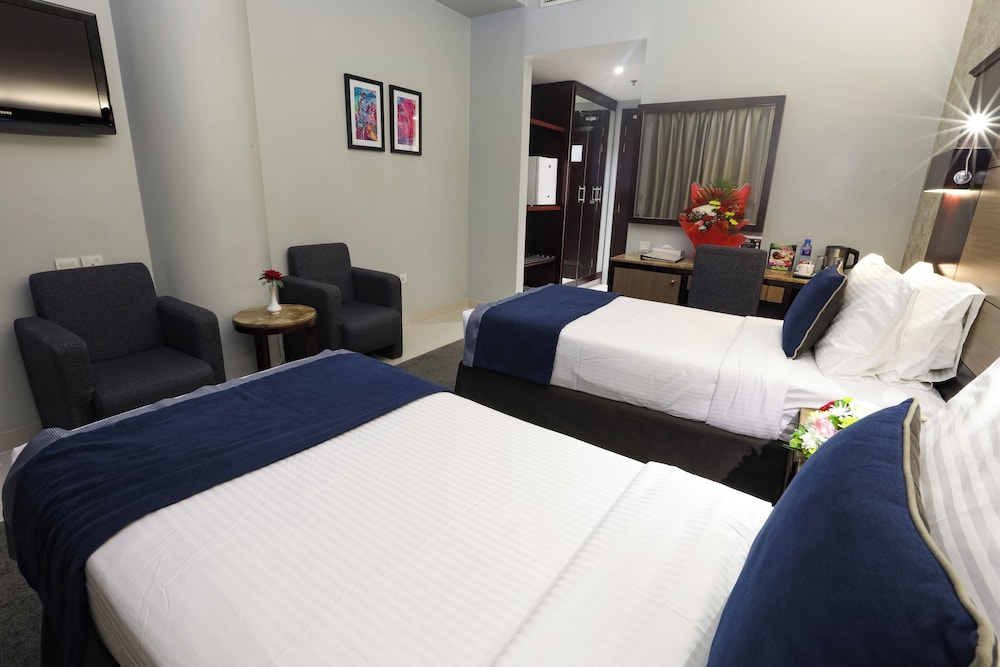 Fortune Grand Hotel 18