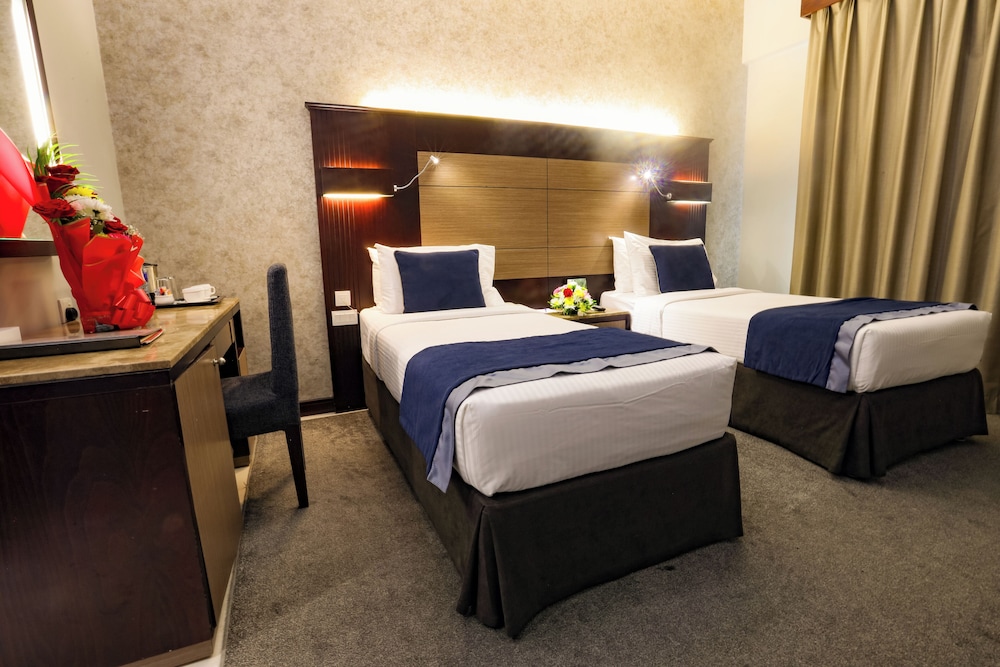 Fortune Grand Hotel 17