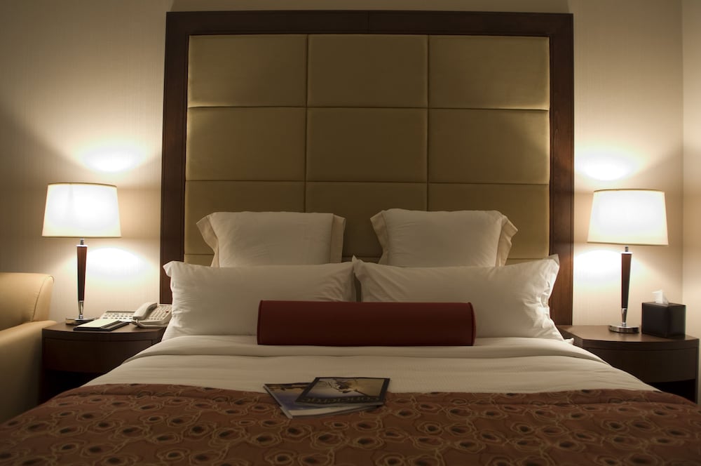 Park Regis Kris Kin Hotel 8