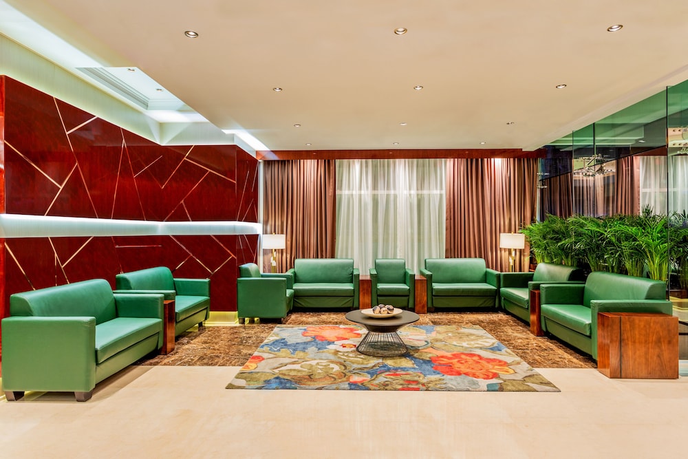 Park Regis Kris Kin Hotel 6