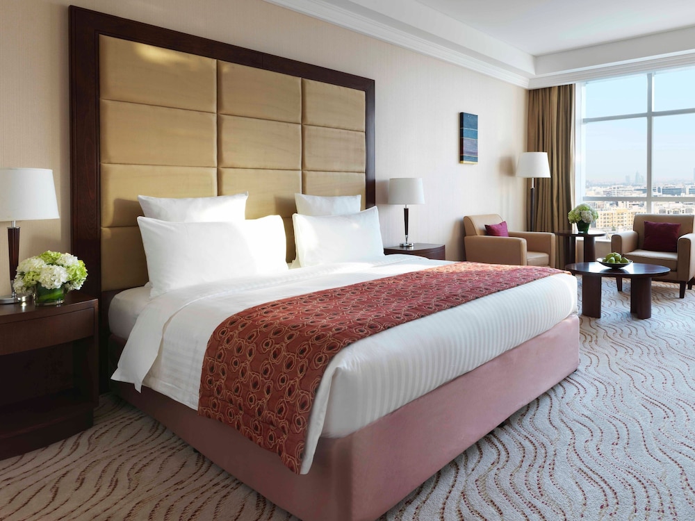 Park Regis Kris Kin Hotel 19