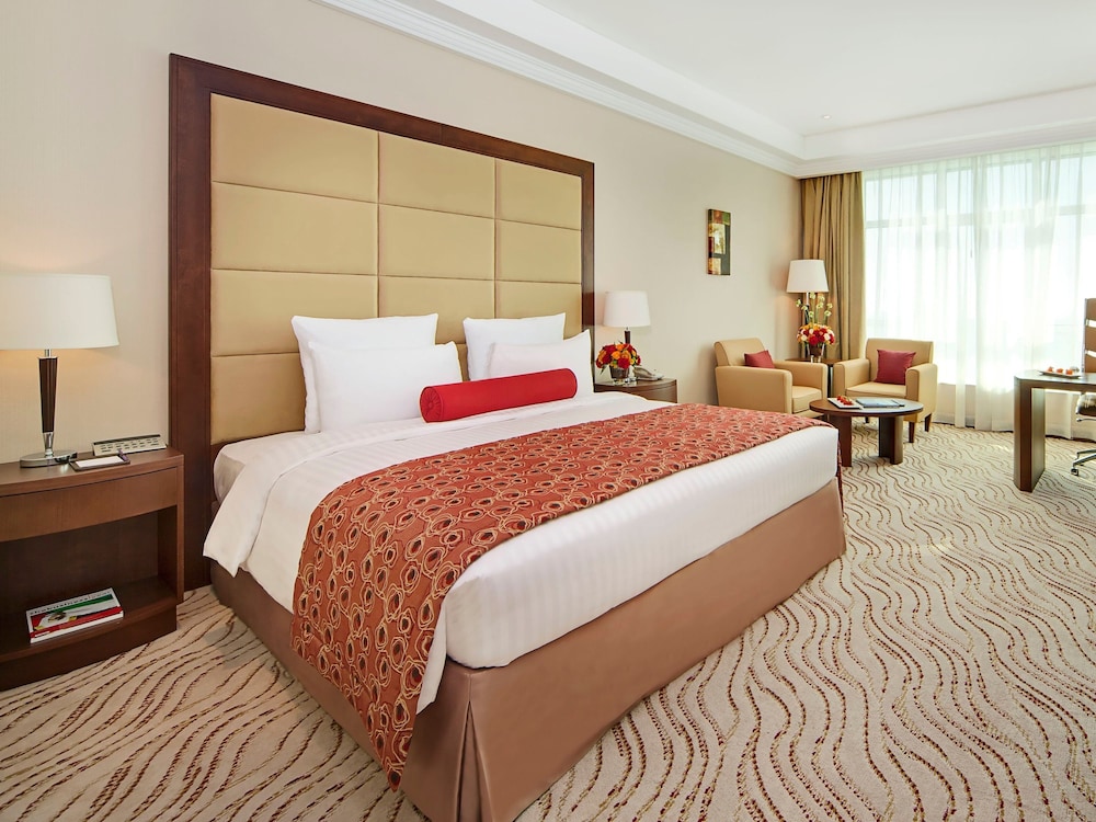 Park Regis Kris Kin Hotel 22