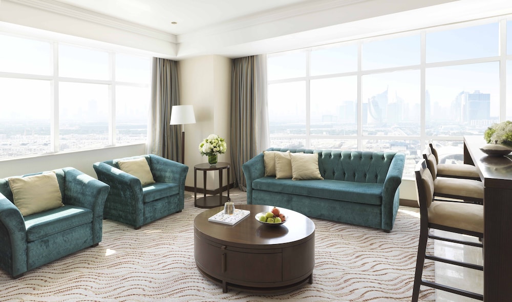 Park Regis Kris Kin Hotel 15