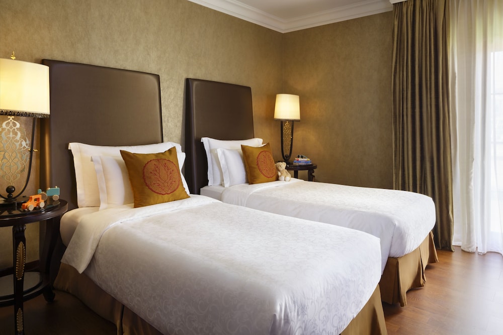 Jumeirah Zabeel Saray 16
