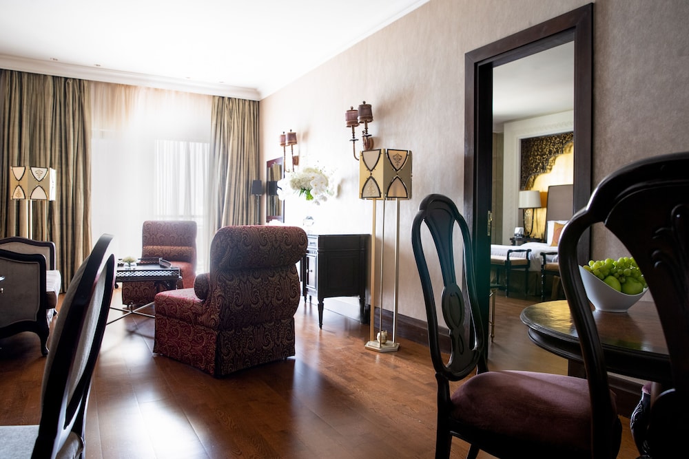 Jumeirah Zabeel Saray 12