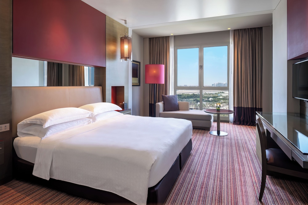 Park Rotana 8