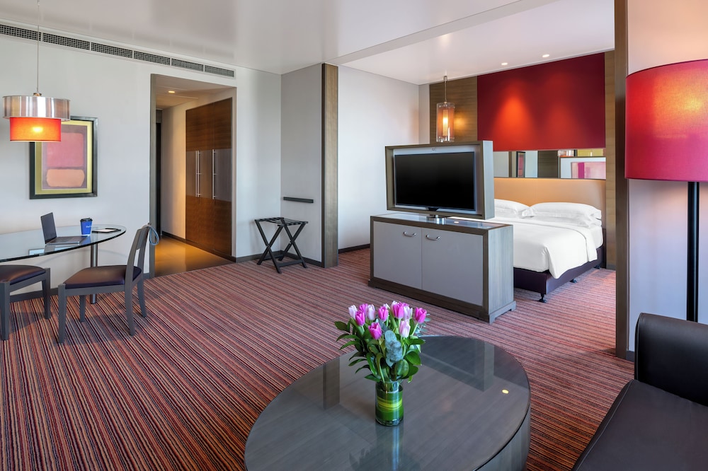 Park Rotana 7