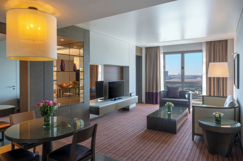 Park Rotana 24