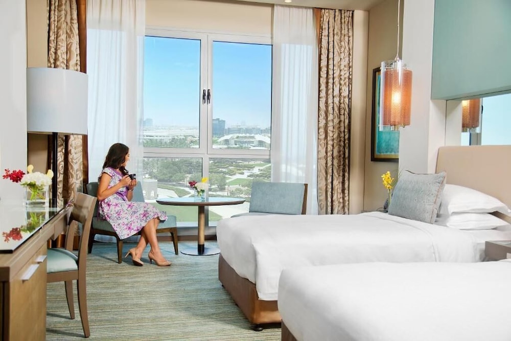 Park Rotana 15