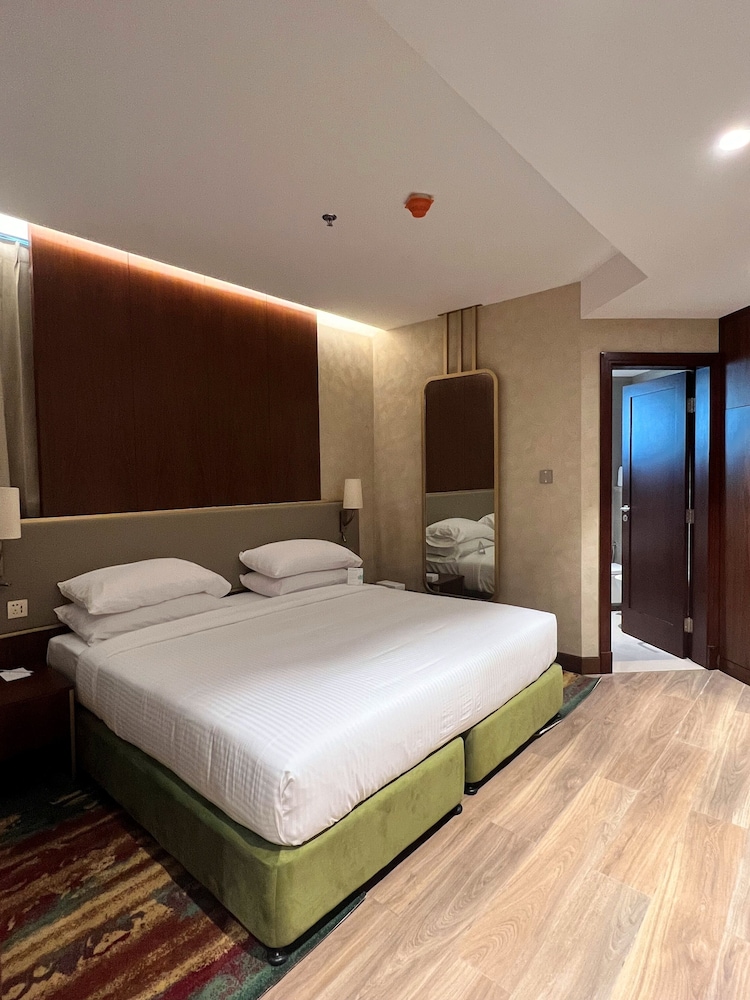 City Seasons Suites 18