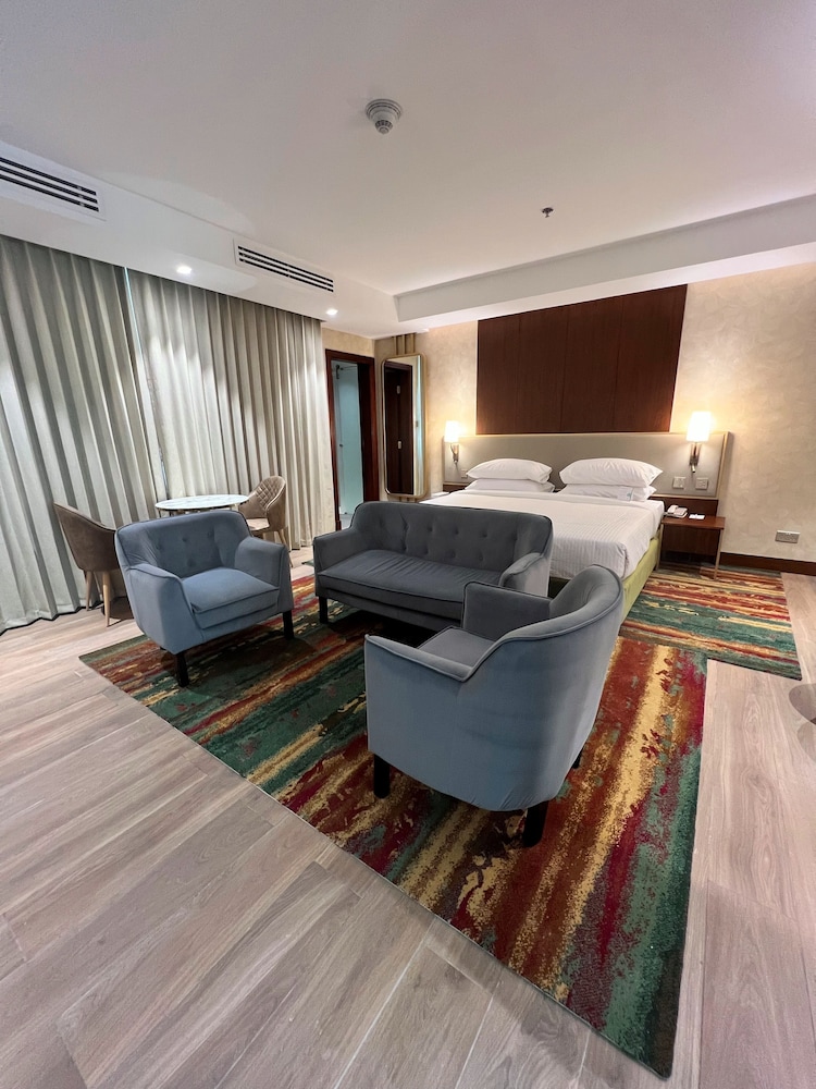 City Seasons Suites 15
