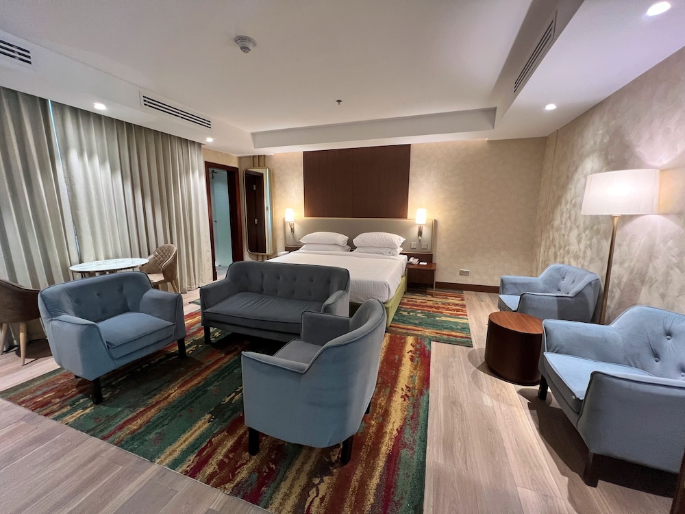 City Seasons Suites 14