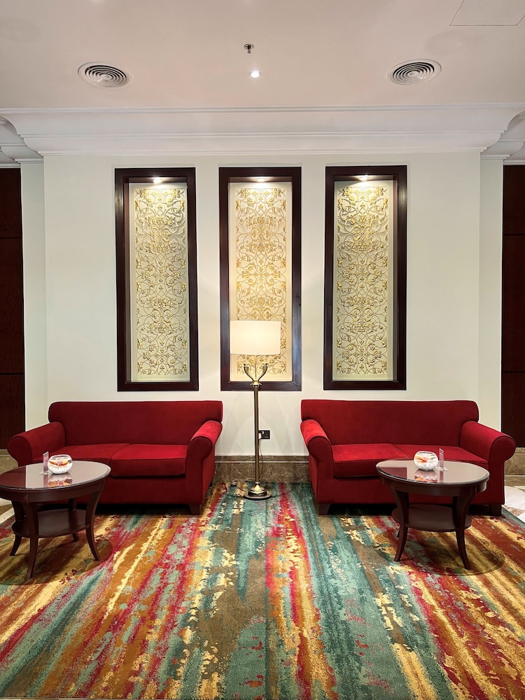 City Seasons Suites 7