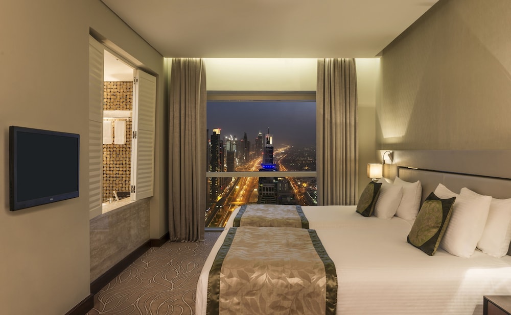The Tower Plaza Hotel Dubai 4
