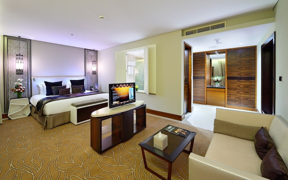 The Tower Plaza Hotel Dubai 18
