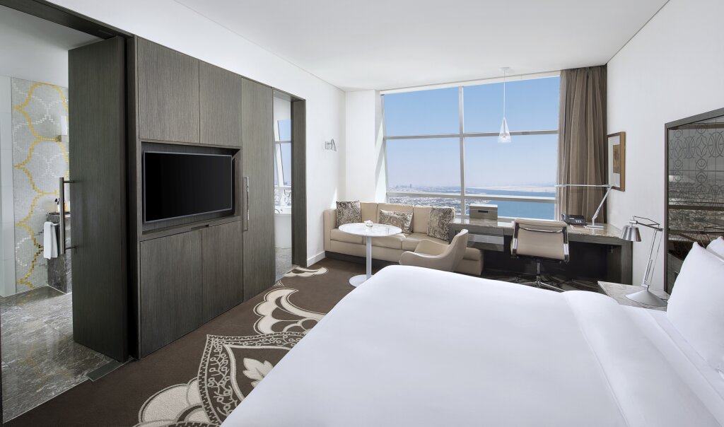 Jumeirah at Etihad Towers Hotel 10