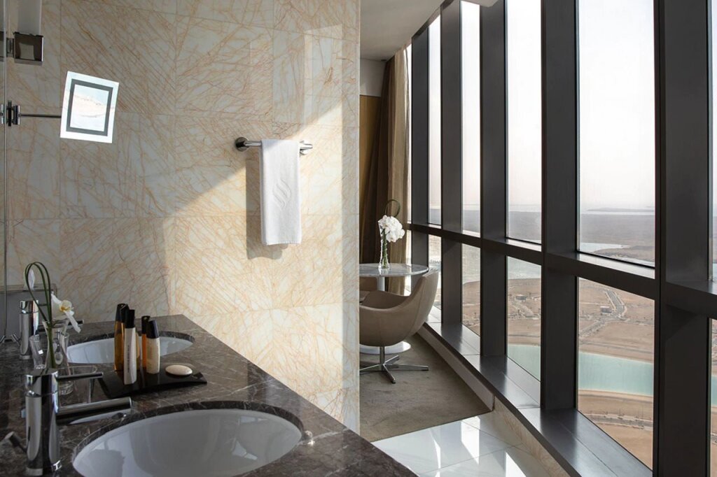 Jumeirah at Etihad Towers Hotel 16
