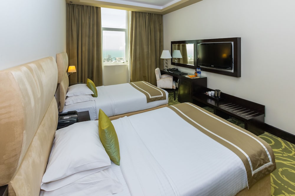 Sunday Mangrove Corniche Hotel, Ras Al Khaimah 6