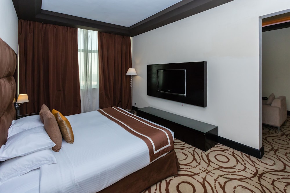 Sunday Mangrove Corniche Hotel, Ras Al Khaimah 24