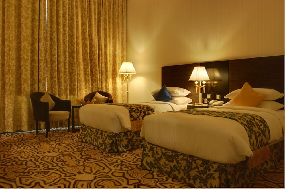Sharjah Palace Hotel 15