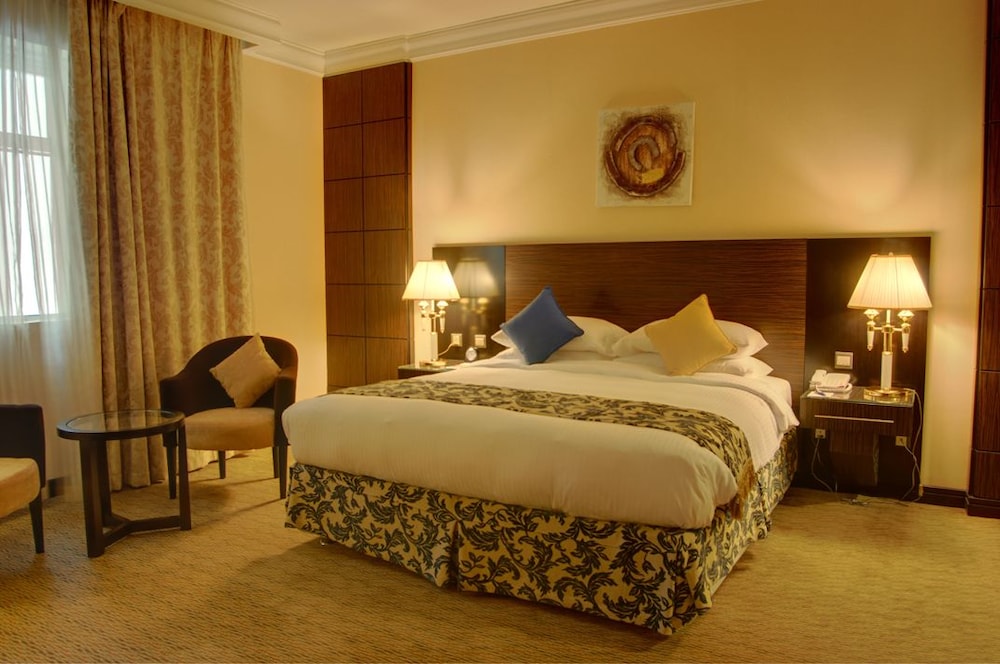 Sharjah Palace Hotel 16