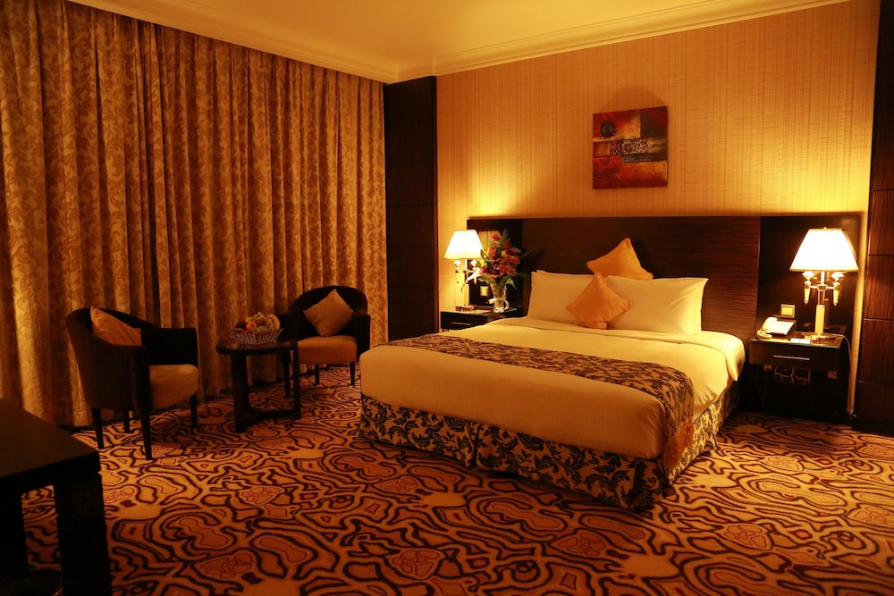 Sharjah Palace Hotel 23