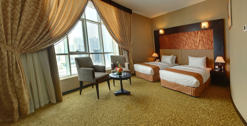 Aryana Hotel 9