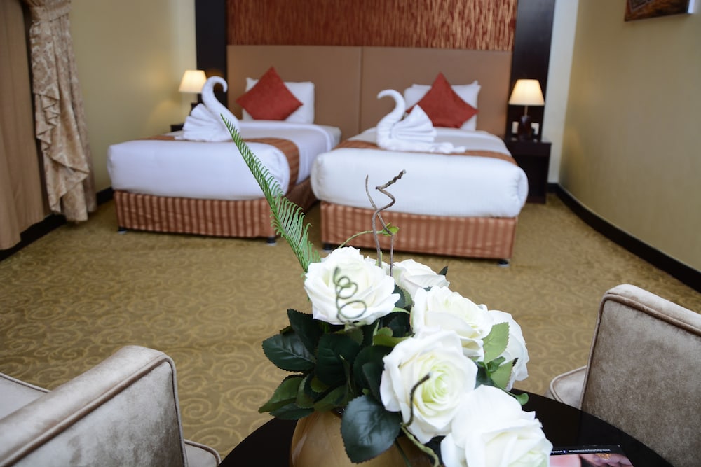Aryana Hotel 16